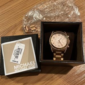 Used Condition- Michael Kors Rose Gold Chronograph Watch